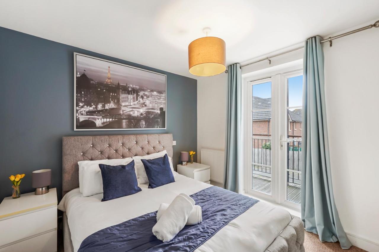 Luxnightzz - Two Bed - Close To North Station And Hospital Colchester Exteriör bild